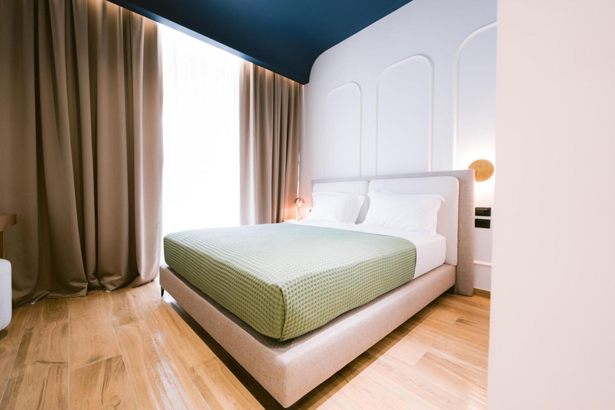 Noemie Hotel Himare Exterior photo