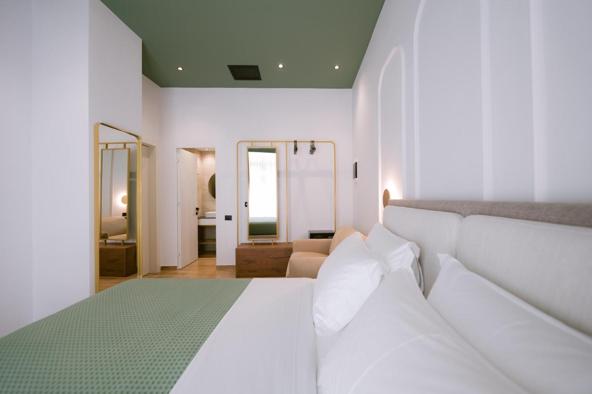 Noemie Hotel Himare Exterior photo